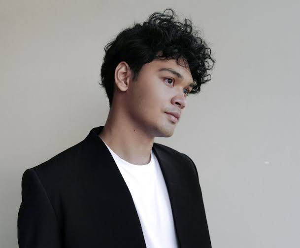 Mikha Angelo