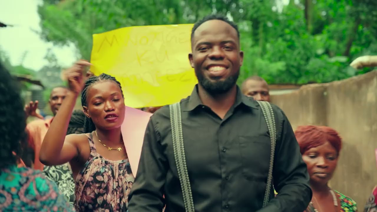 AKAMEEZA - CHRIS EVANS KAWEESI OFFICIAL VIDEO cover art