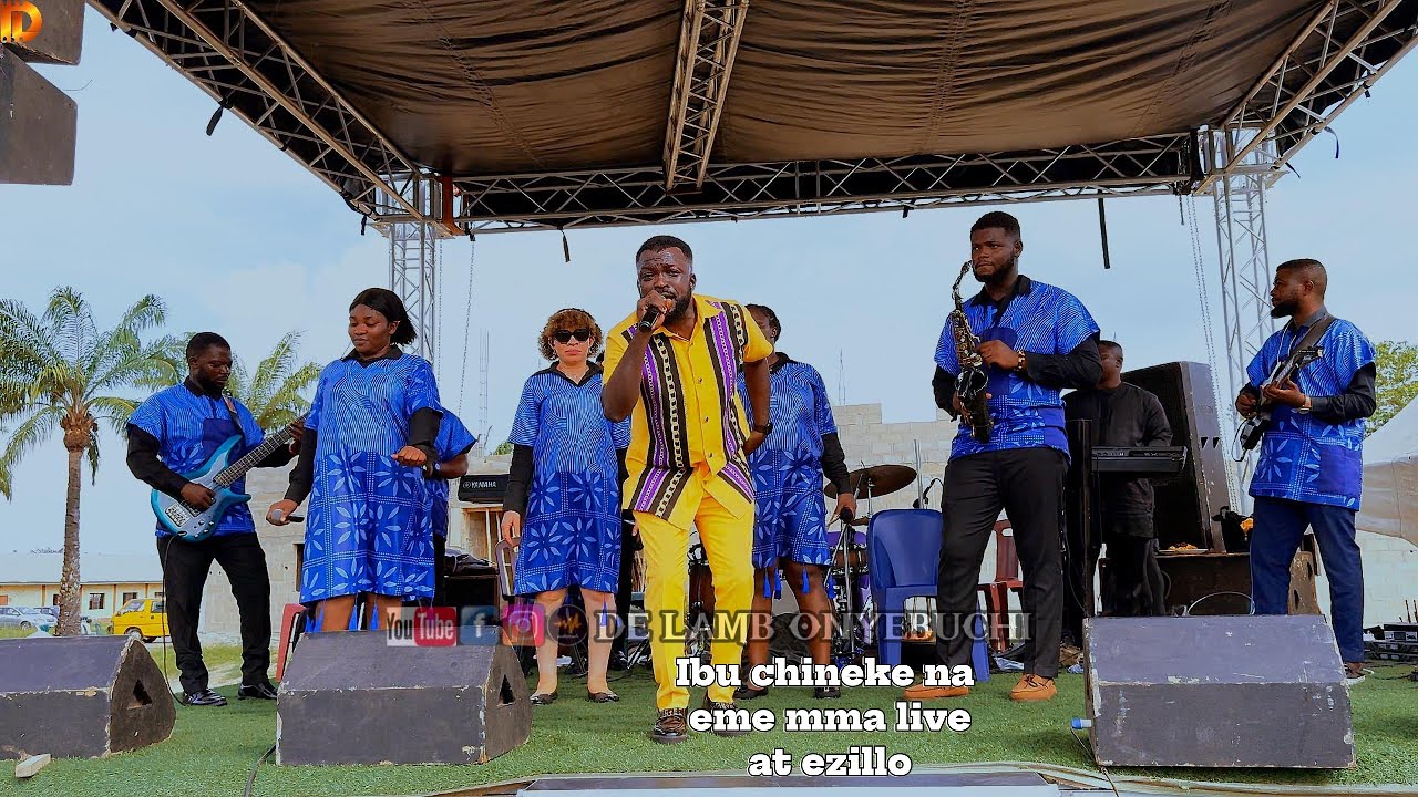 LIVE PRAISE AND WORSHIP BY DE LAMB ONYEBUCHI cover art