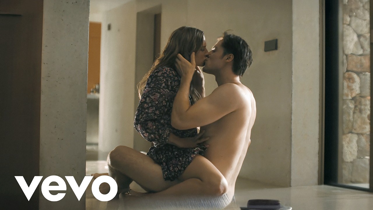 SXYBIT – I Gave You Everything x I Still Love You (Mashup) (Official Music Video) cover art