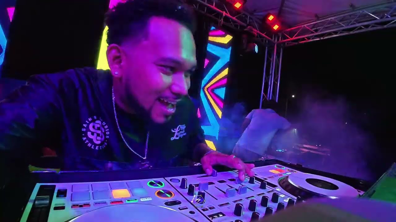 LIVE DJ | THROWBACK WARM UP DANCEHALL | THROWBACK BASHMENT | THROWBACK HIPHOP | REMIXES 2026 cover art