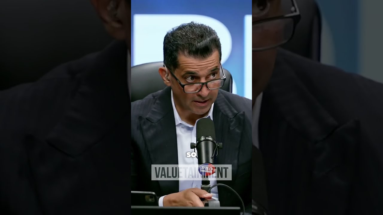 Scott Galloway Says Mamdani DOXXED Him cover art