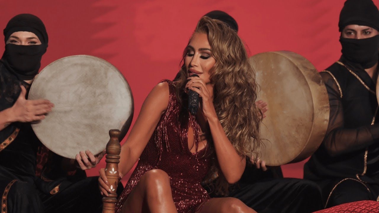 Maya Diab- Balla Tsoubou Hal Gahwa Medley (Live Performance) cover art