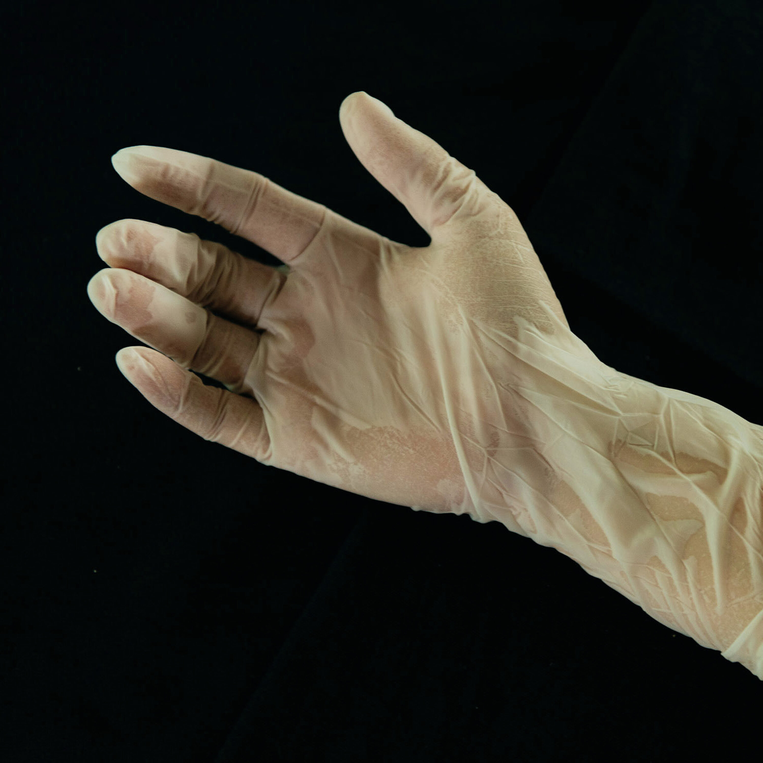Almost $1 Billion Later, the US Still Can’t Manufacture Medical Gloves cover art