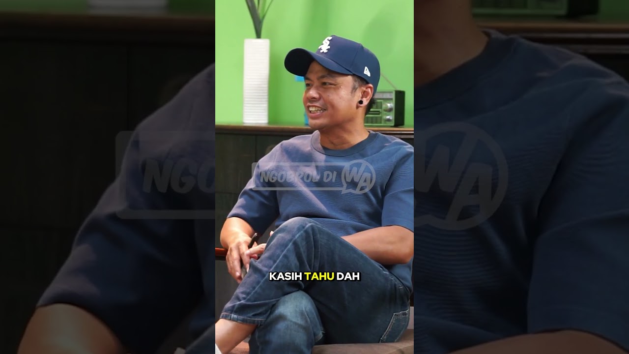 KASIH TAU KE BELIAU KALAU KOPDESNYA KEJAUHAN 😂- NGOBROL DI WA cover art