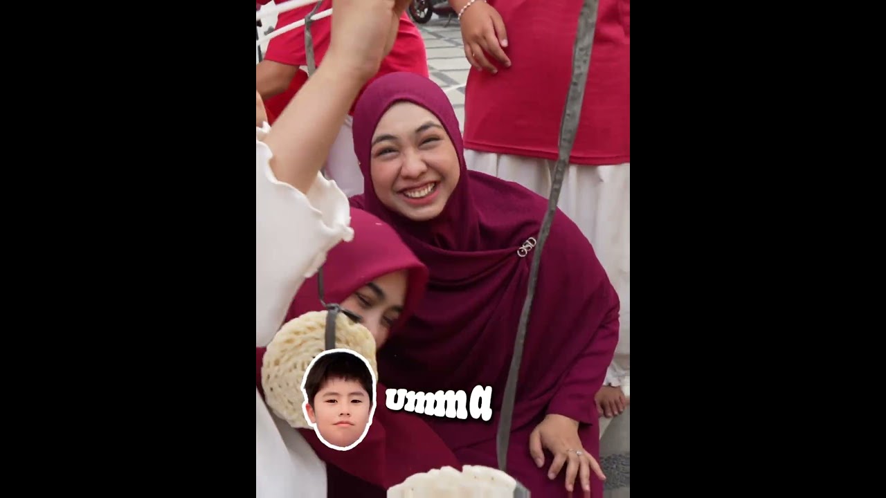 UMMA LOMBA MAKAN KERUPUK π cover art