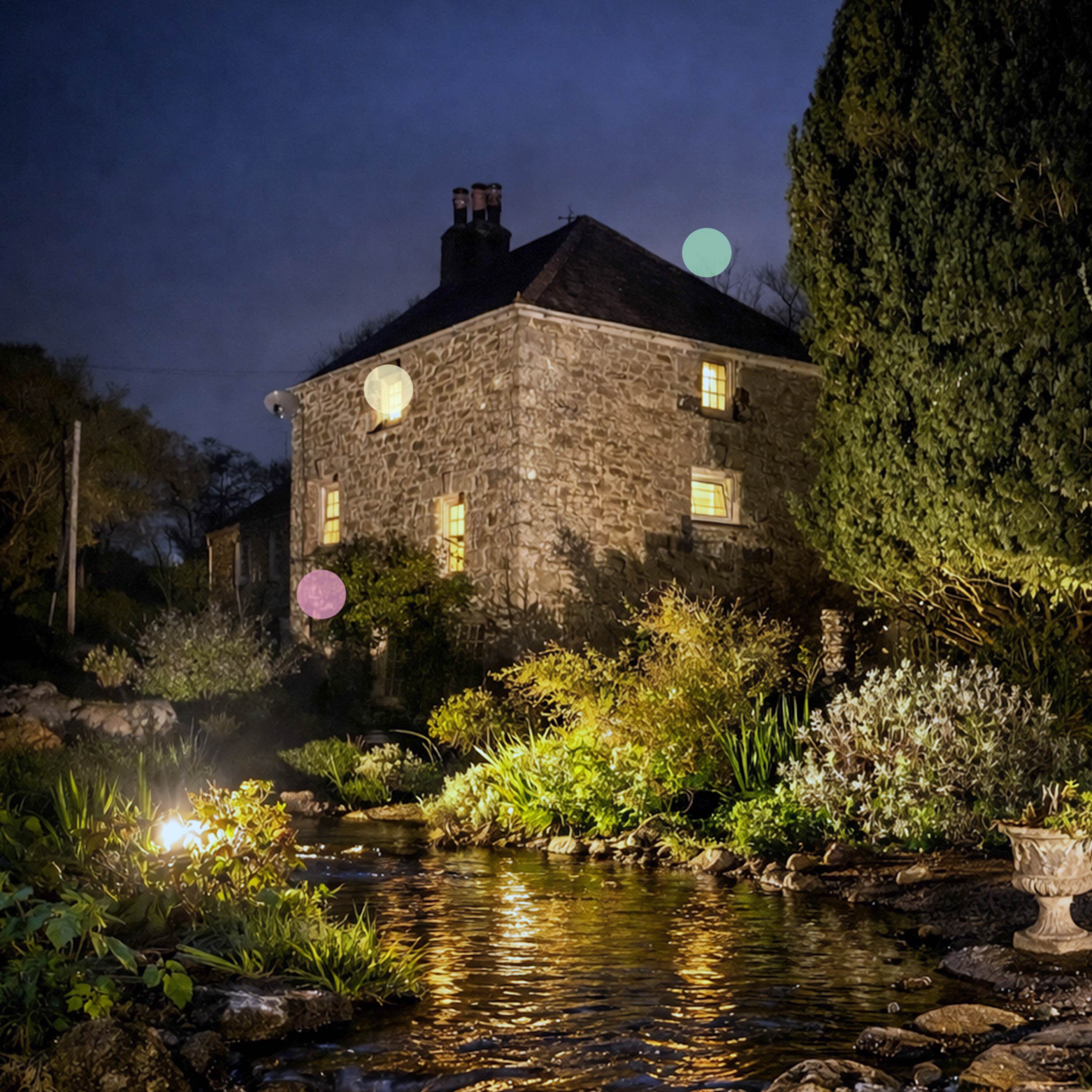 Le Jardin de l’Ancien Moulin la Nuit