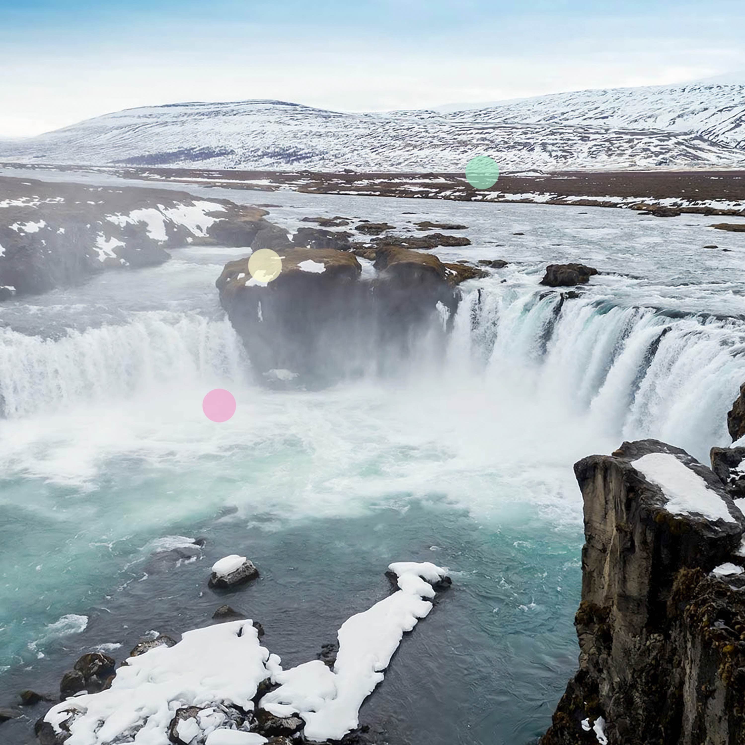 Goðafoss depuis le Bord des Chutes cover art