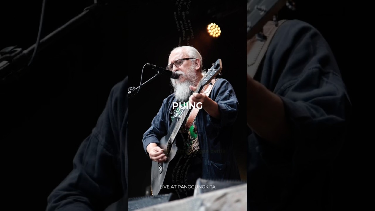 Iwan Fals - Puing (Live at Panggung Kita) #shorts cover art