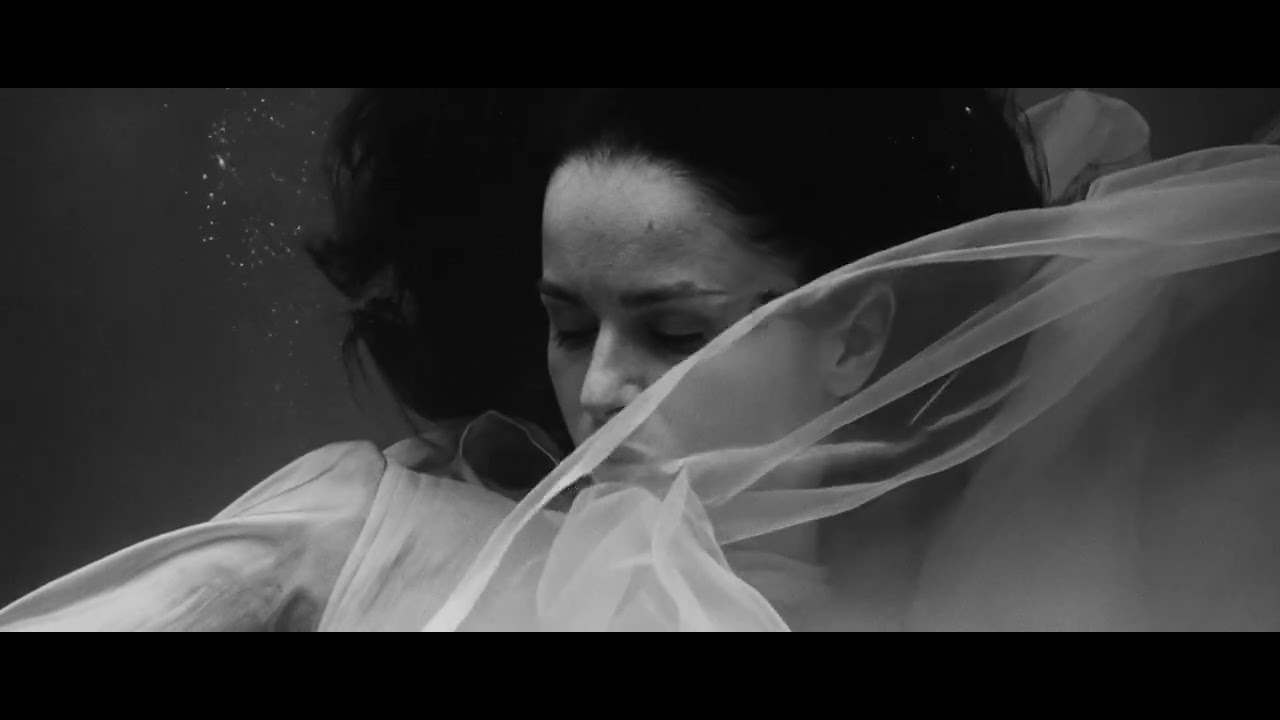 u200bVONAMOUR,Zivert, очки и кольца, Detsl aka Le Truk - Слезы | video 2026 @Zivert cover art