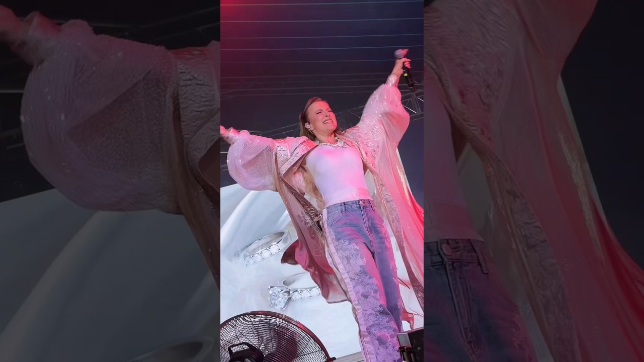 Моя любимая Бабуля..❤️ cover art