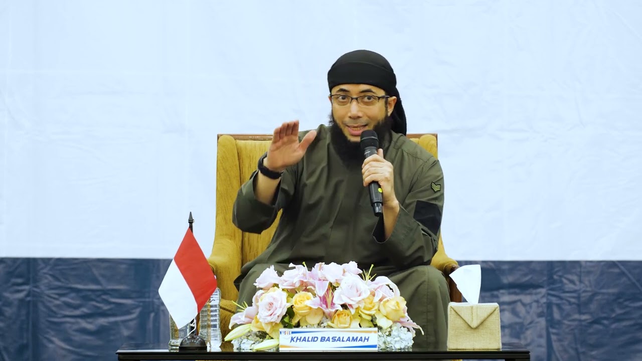 Kajian Tematik: Jadilah Mulia di Hadapan-NYA - Khalid Basalamah cover art