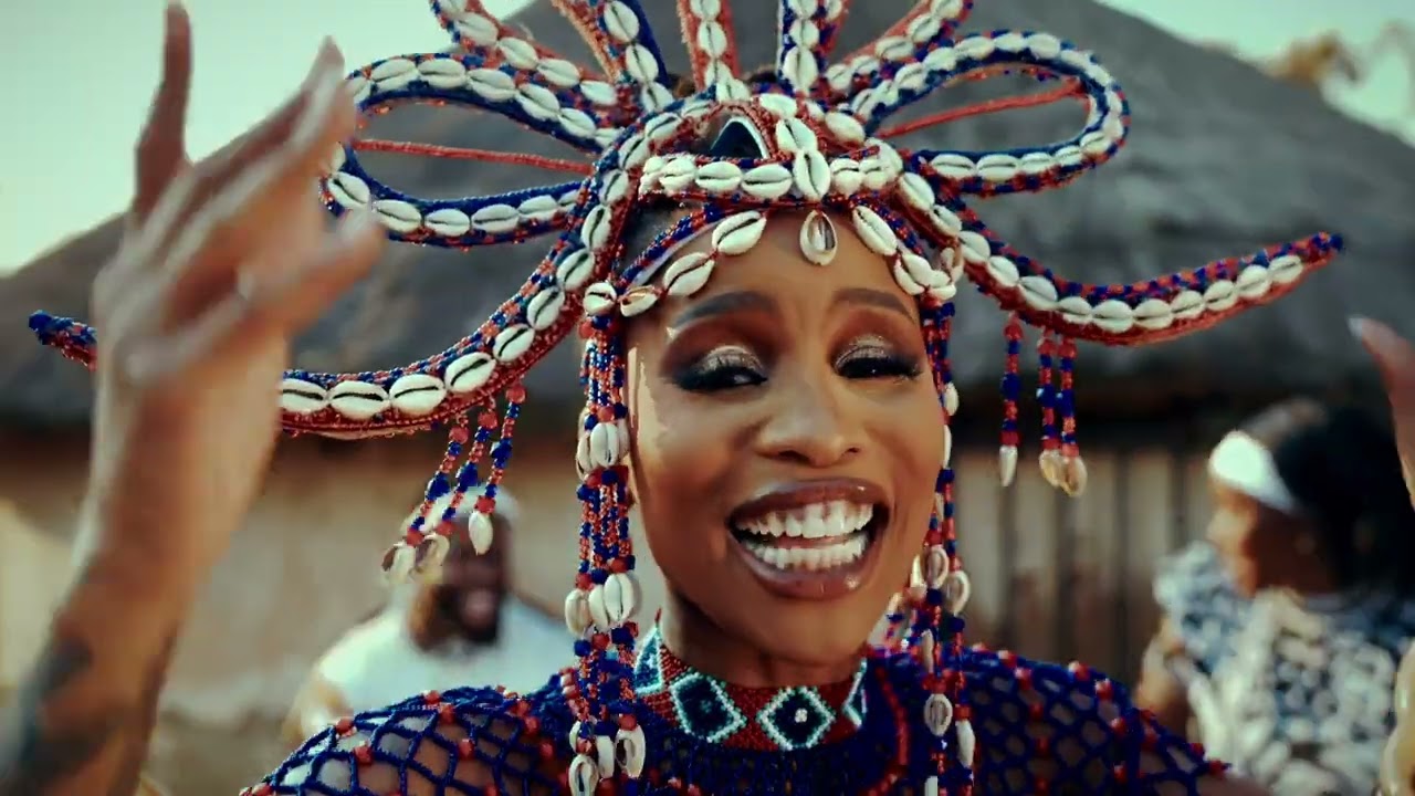 Zulu Queens (Ft. Izingane Zoma) - Ihawu Lesiqhwaga [Official Visualiser]