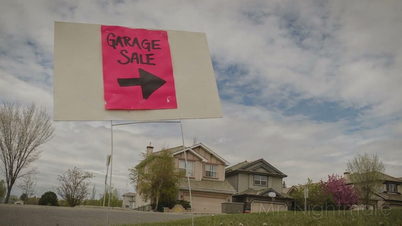 3 Scary TRUE Garage Sale Horror Stories cover art