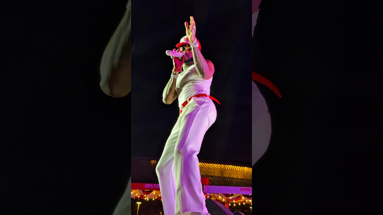 Performing In #Rwanda #diamondplatnumz #trending #shorts #kenya #nigeria #Kigali #BkArena #wcb #tz cover art