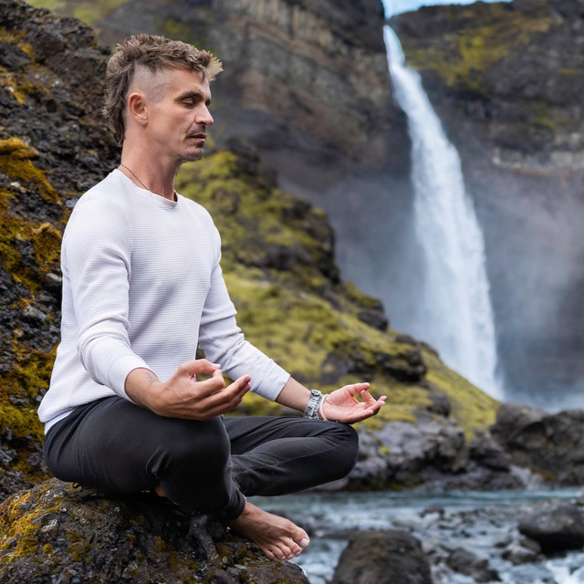 10 Min Meditation To Find Your Spark Again | Wonderment, Creativity & The Golden Ball cover art
