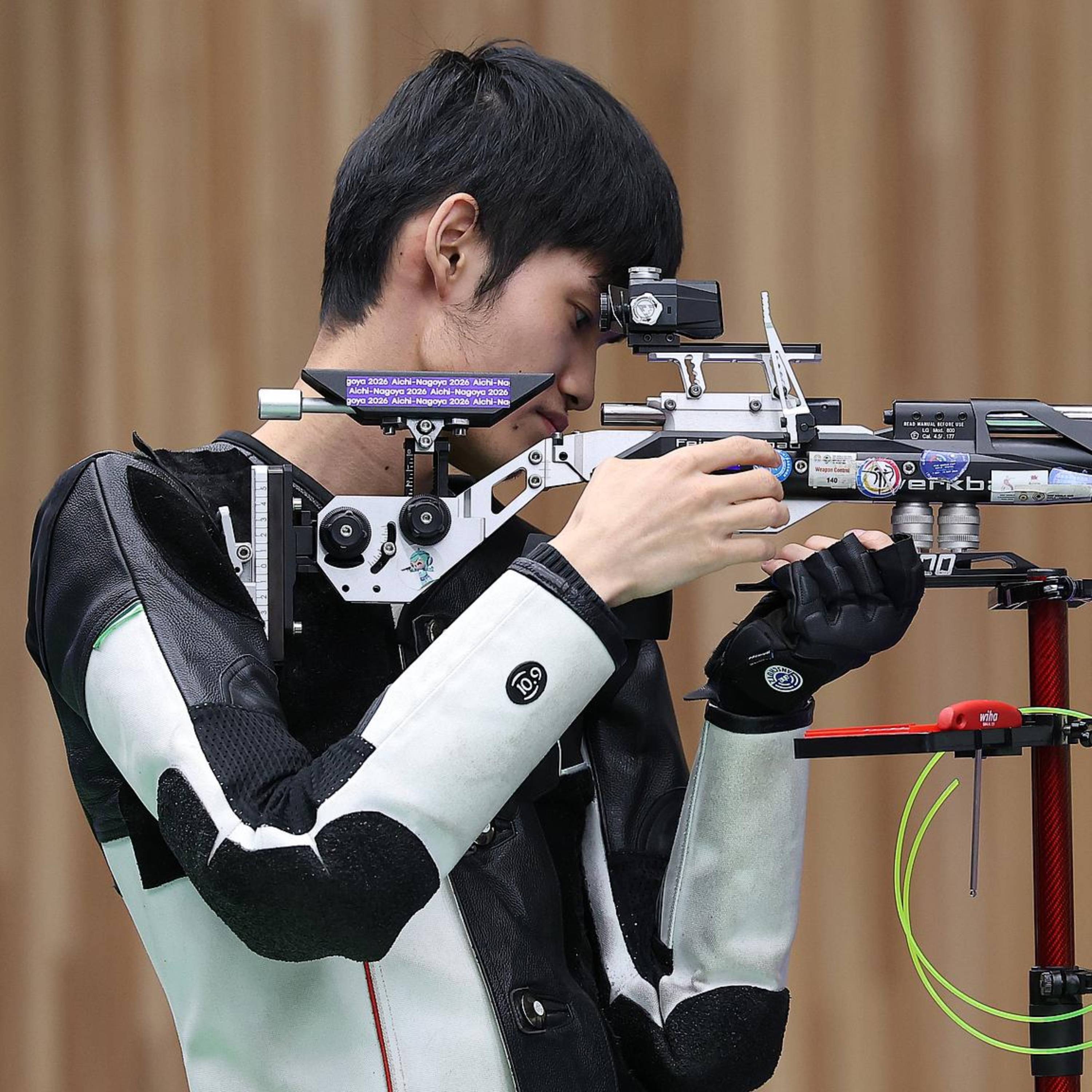 Sheng Lihao defends men's 10m air rifle title at Aichi-Nagoya Asian Games cover art