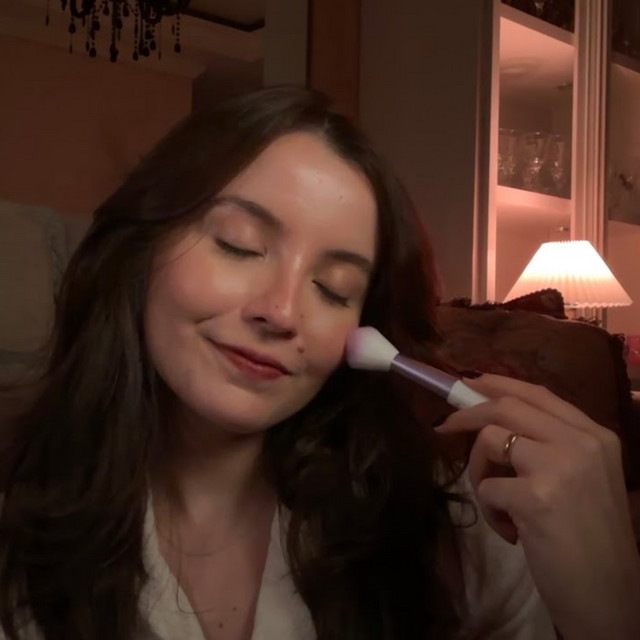 todo mundo está dormindo, exceto você 🛋️ asmr caseiro (voz suave, sussurros, pincel na tela e mais) cover art