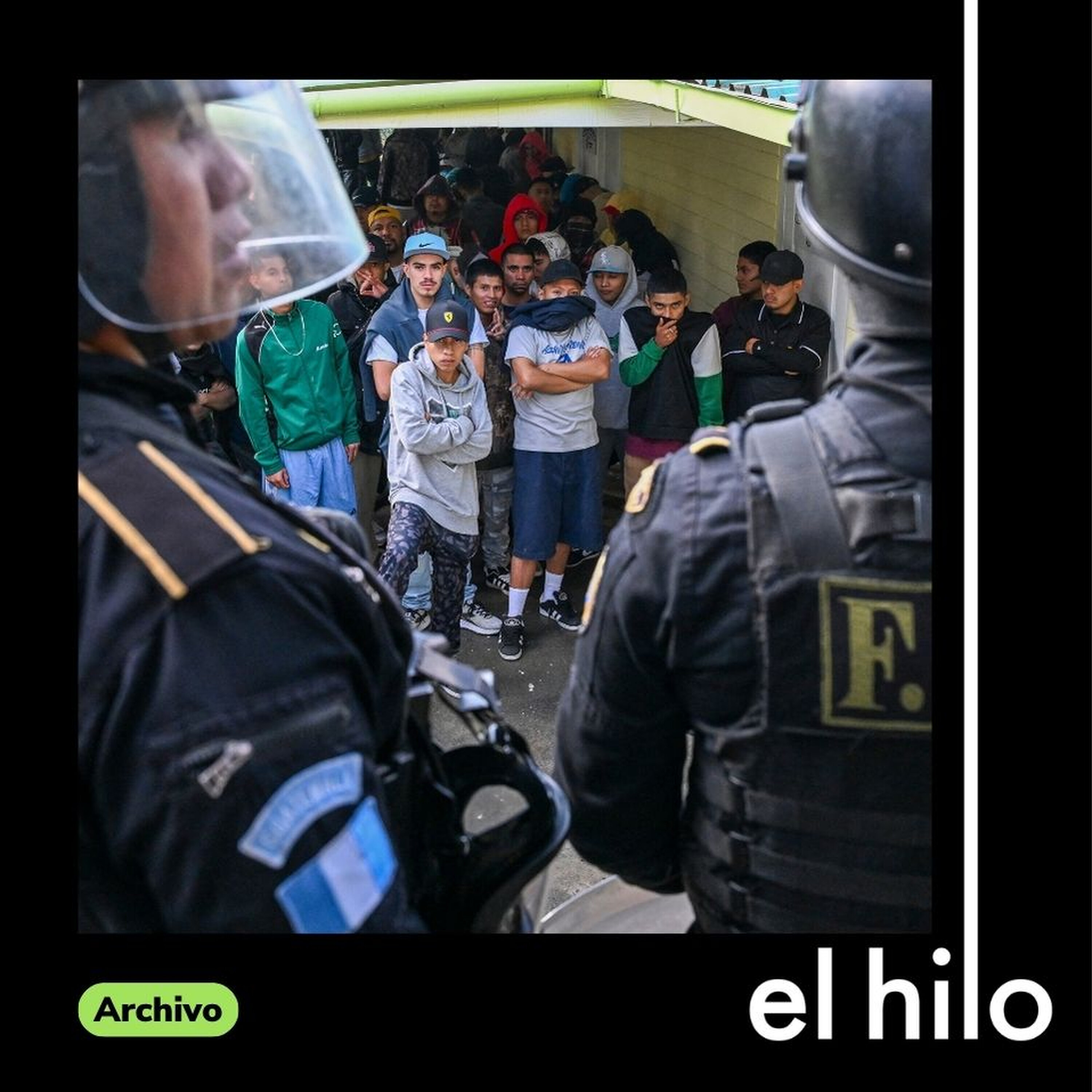 Los mercados ilegales de América Latina y el negocio de mirar hacia otro lado [selección de archivo] cover art