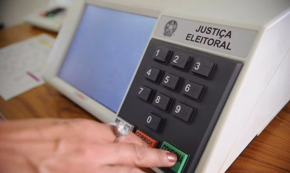 Eleições 2026: veja como se preparar para o dia da votação cover art