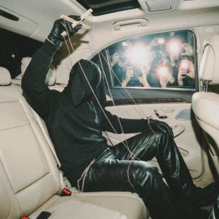 la vie est belle ft. ElGrandeToto cover art