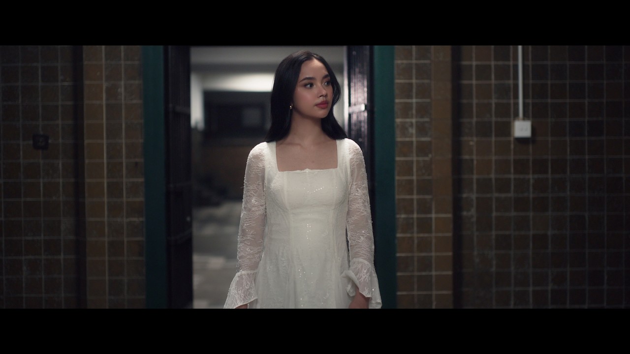 Lyodra - Apa Maksud Tuhan Pertemukan Kita? (Official Video) cover art