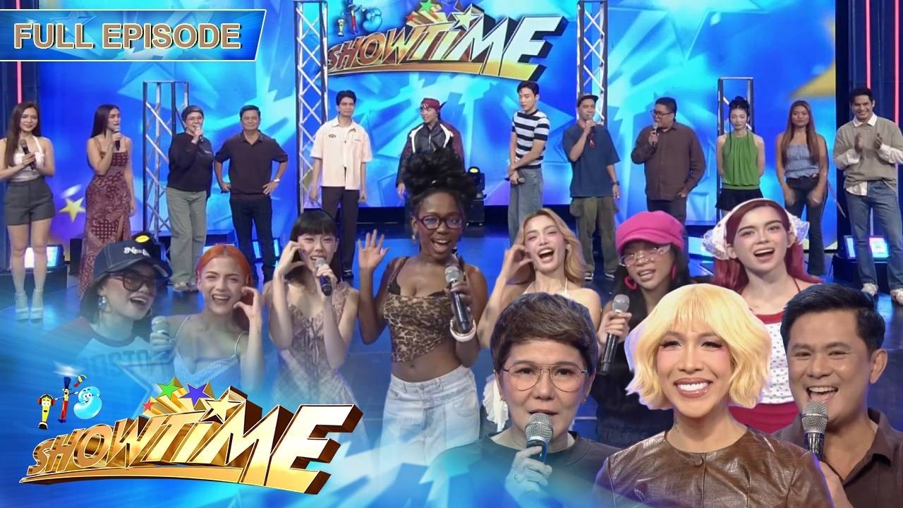 Poster It's Showtime