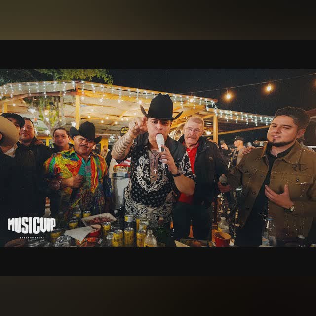 Popurrí (En Vivo) cover art