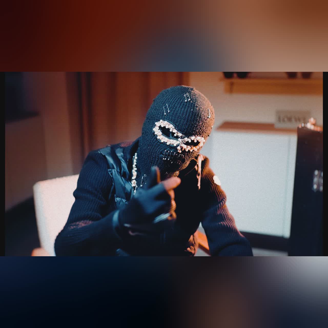 KLM - FIFTY (Clip Officiel) cover art
